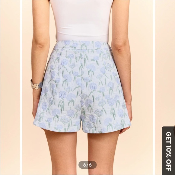 Commense Floral Jacquard Shorts - Picture 7 of 10
